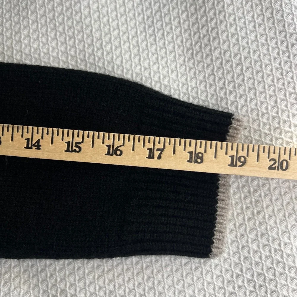 Vince Black Knit Sweater Women L Wool Cashmere Crew Neck Capsule Minimalist Cozy